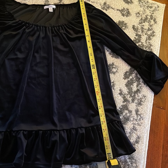 Womens velvet black shirt - Picture 4 of 4